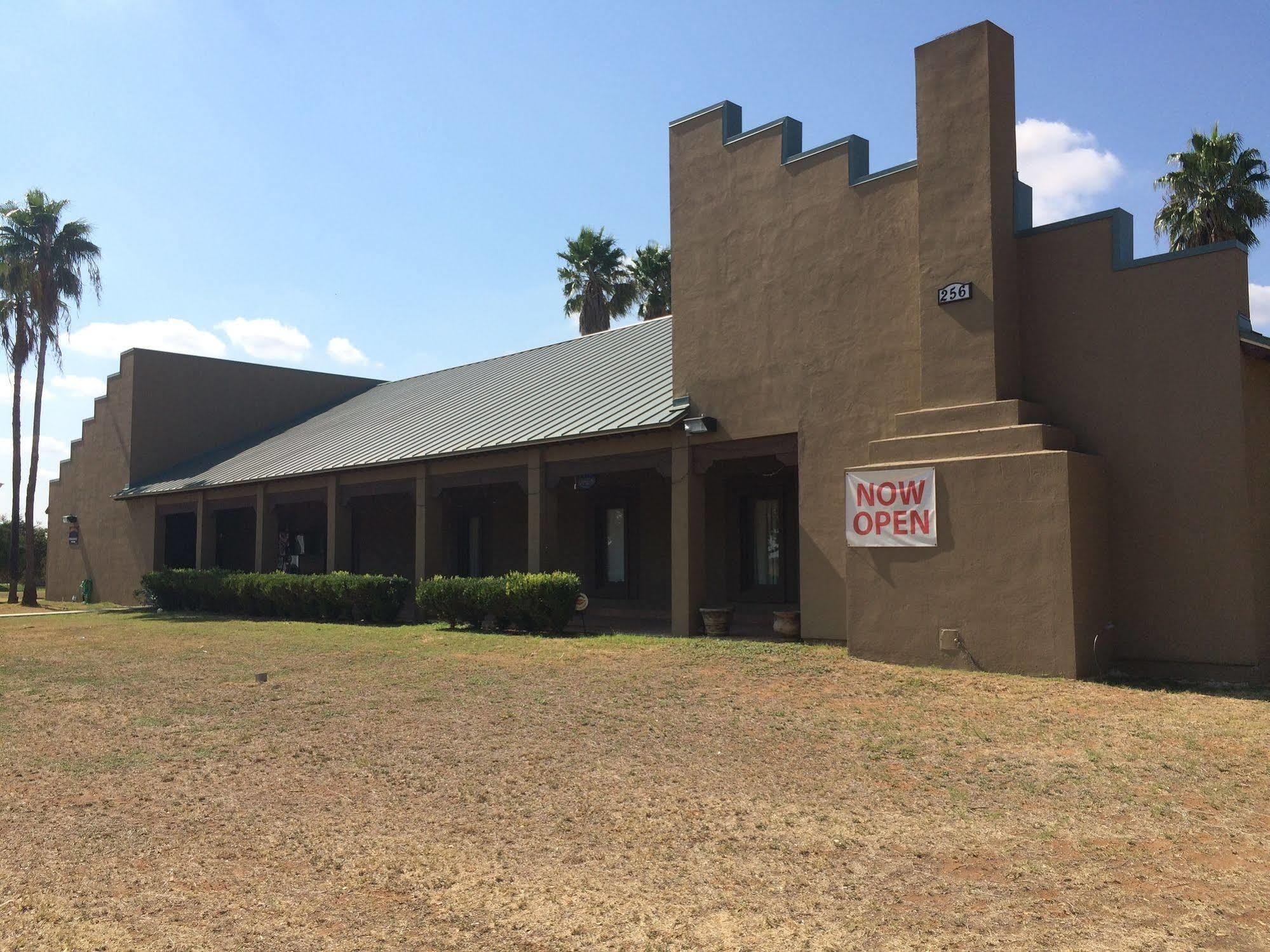 Frio Inn Pearsall Exterior foto